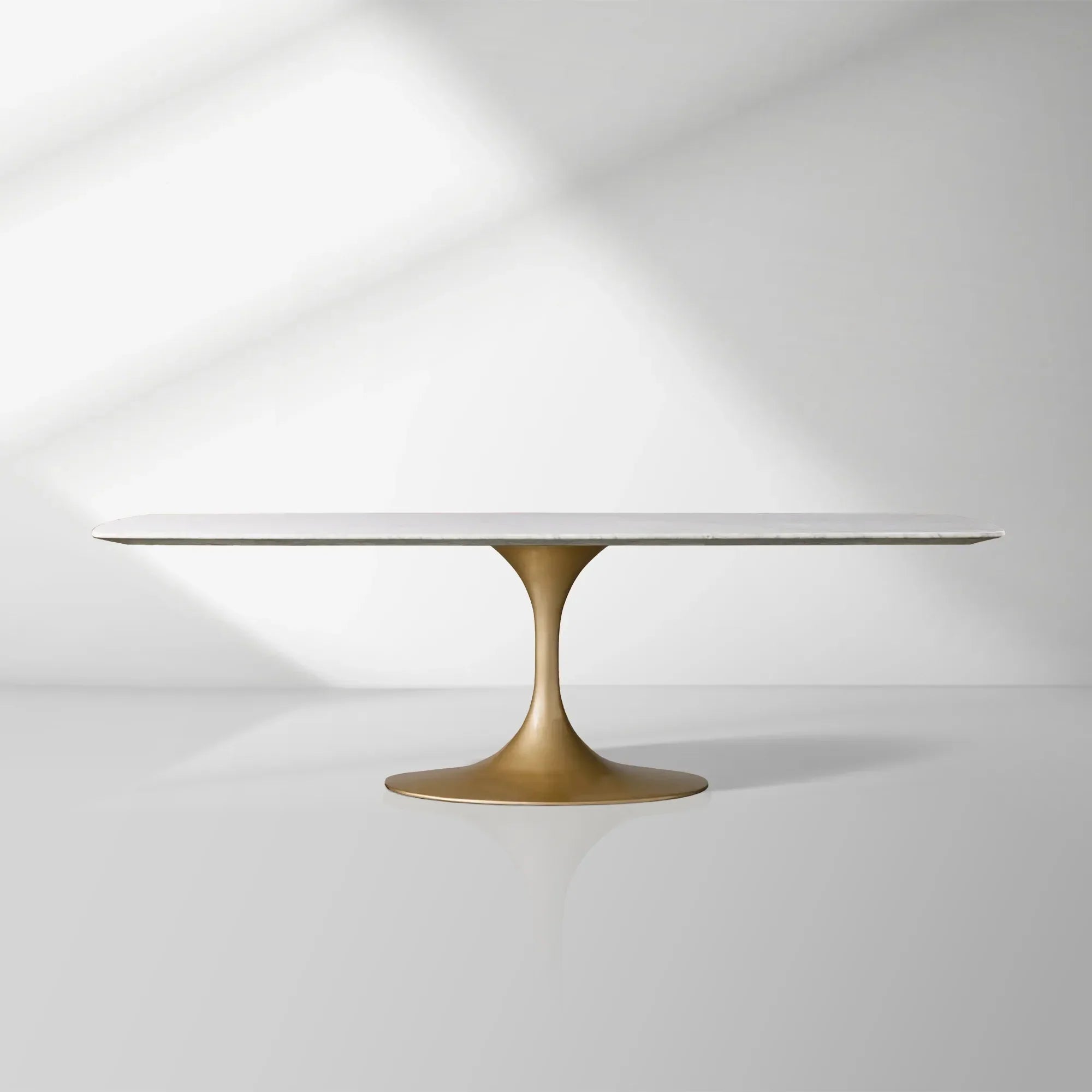 Aero Marble Stone Top Dining Table With Launette Steel Base Luxury Tulip Dining Table