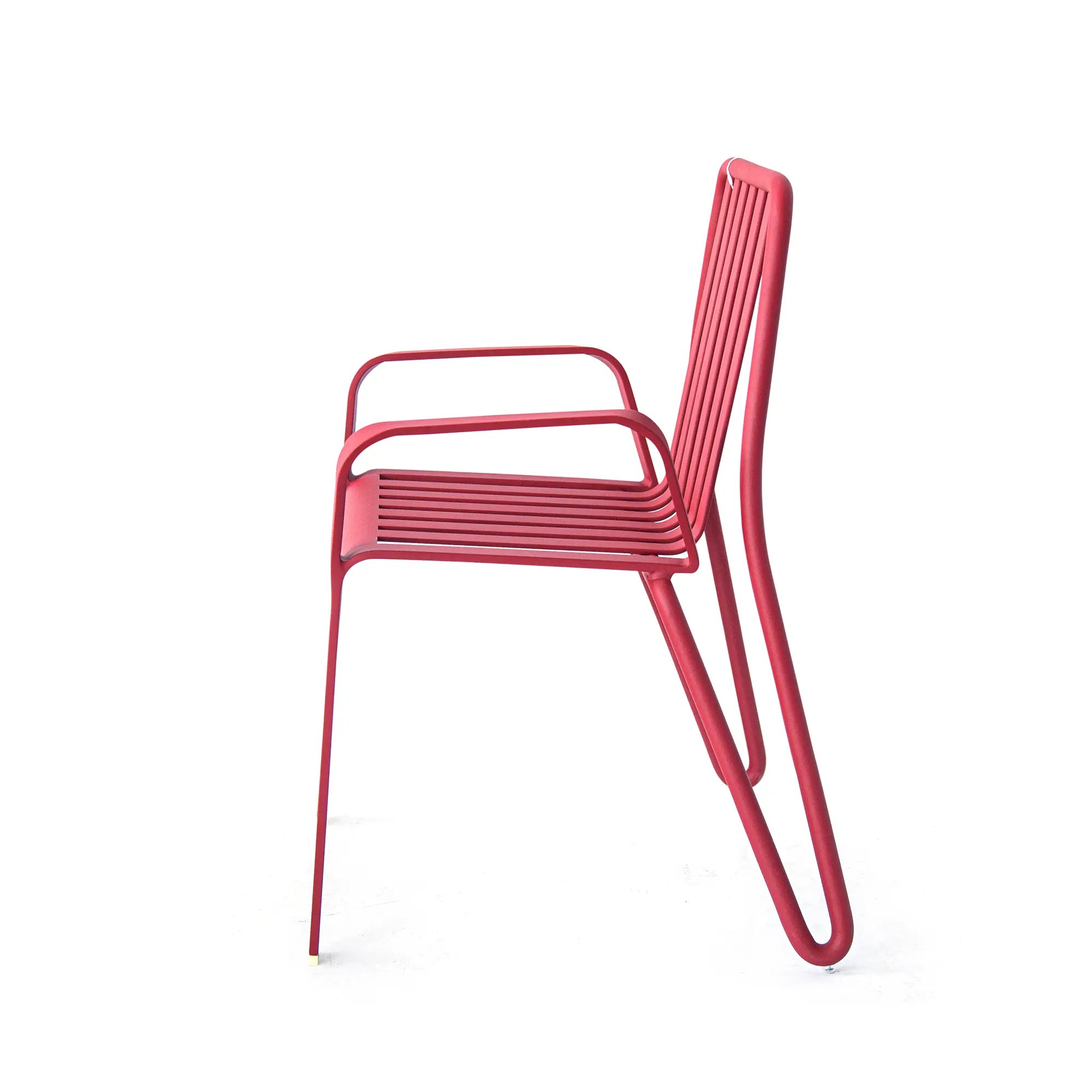 Striped Aluminum Outdoor Dining Set with Sand Surface Red Finish