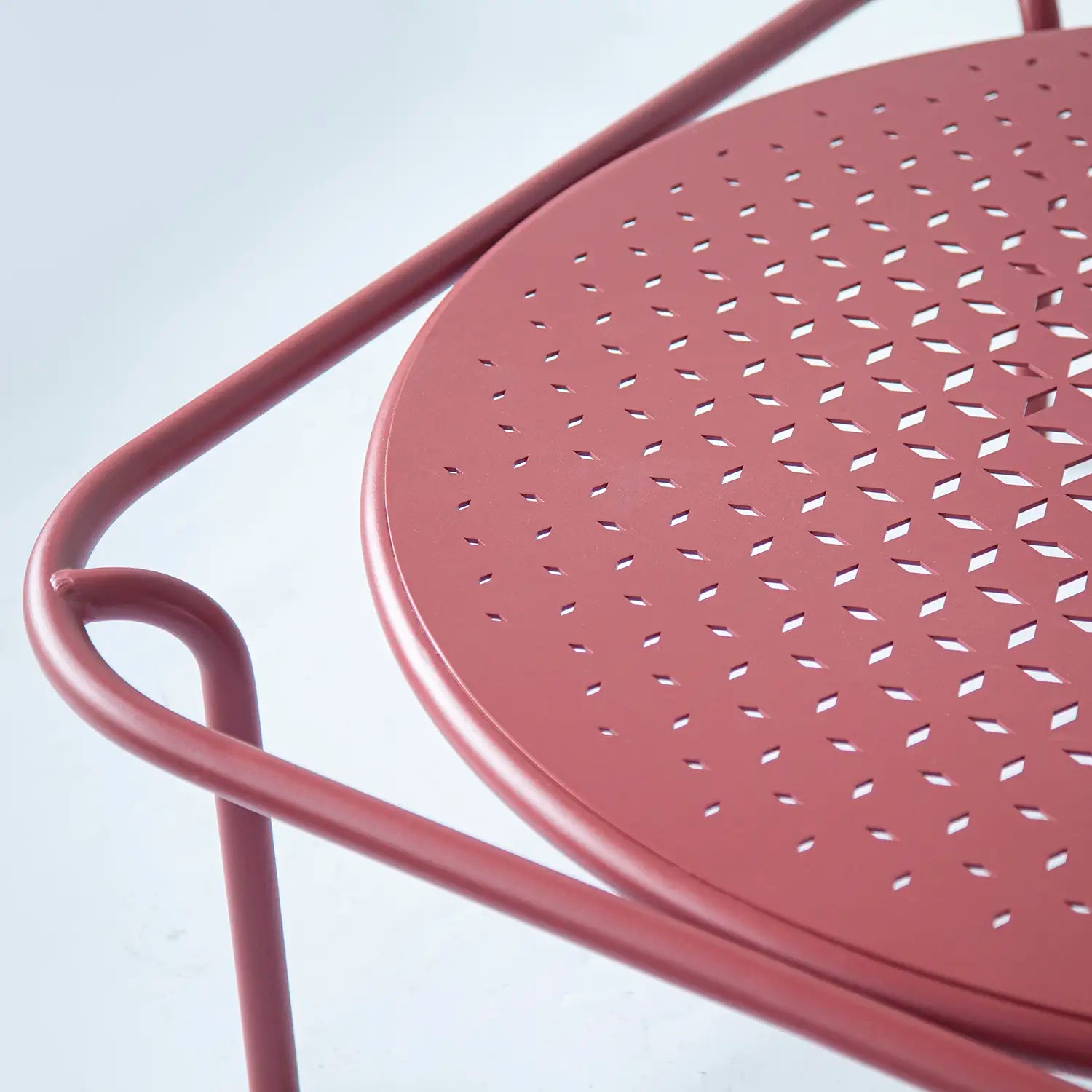 Avril Aluminum Outdoor Coffee Table with Perforated Top in Sand Surface Red